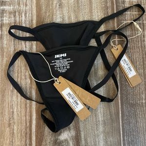 SKIMS thongs